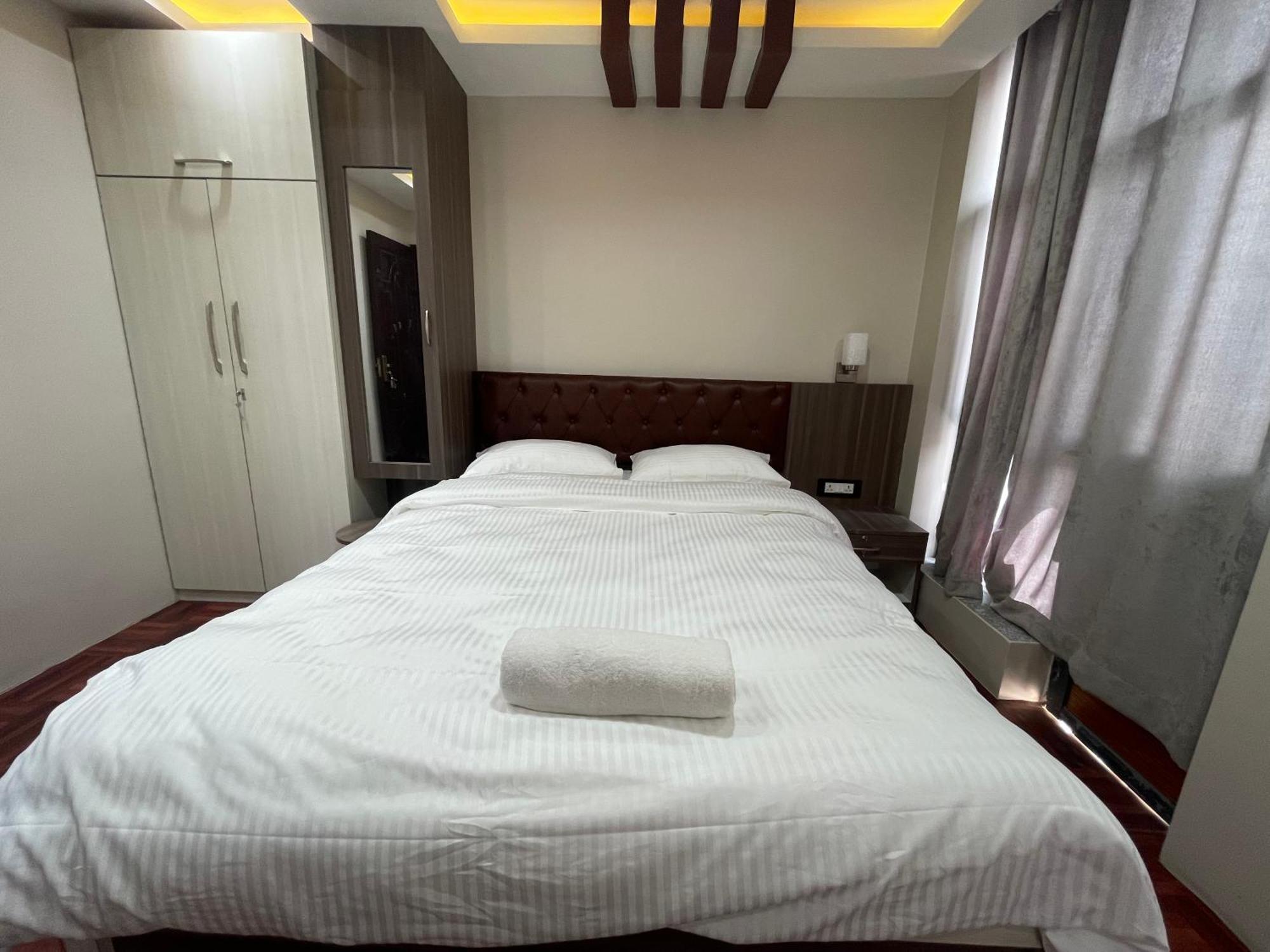 Applewood Inn Катманду Екстериор снимка