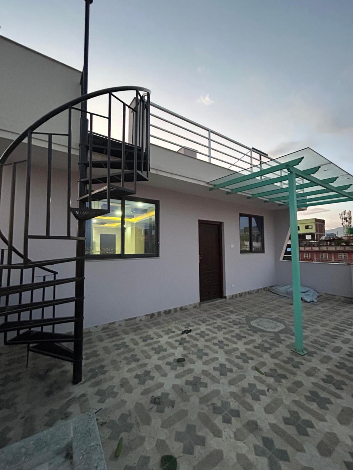 Applewood Inn Катманду Екстериор снимка