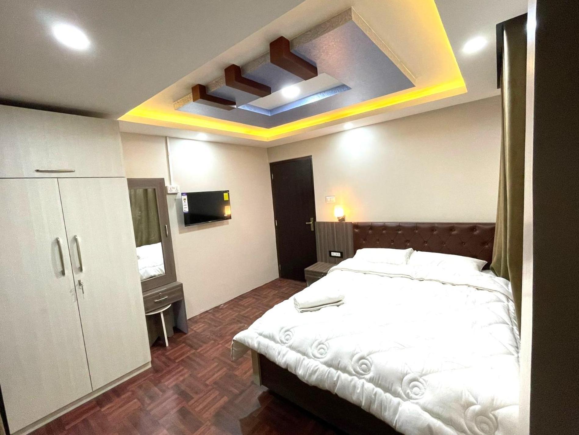 Applewood Inn Катманду Екстериор снимка